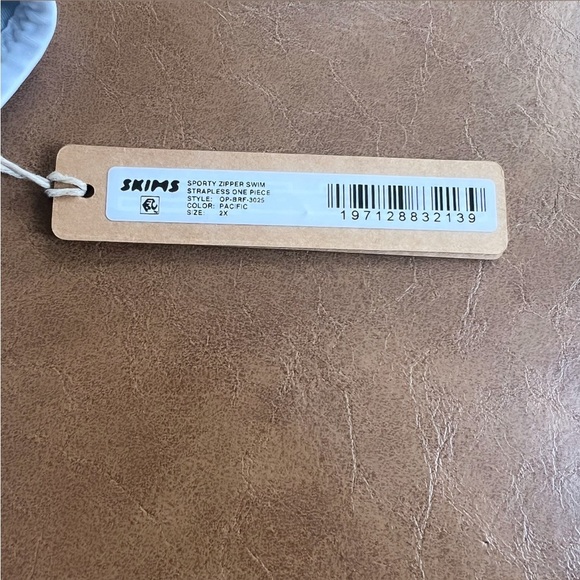 NWT SKIMS Pacific Blue Sporty Zipper Strapless One Piece Bathing Suit Size 2X - Picture 10 of 13